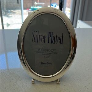Pewter Classics Silver Plated Oval Picture Frame
